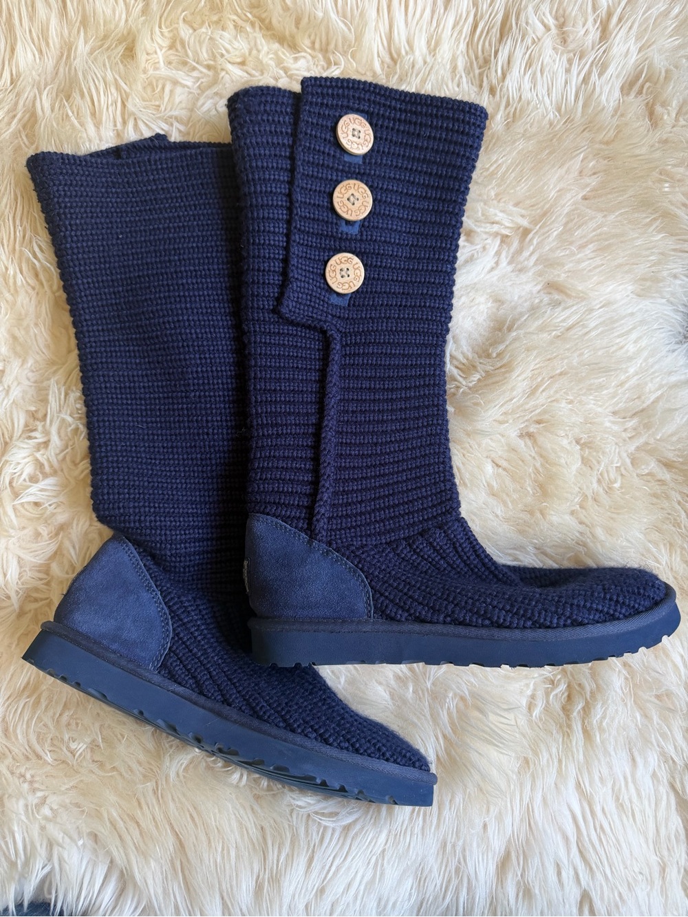 UGG classic cardy boot
